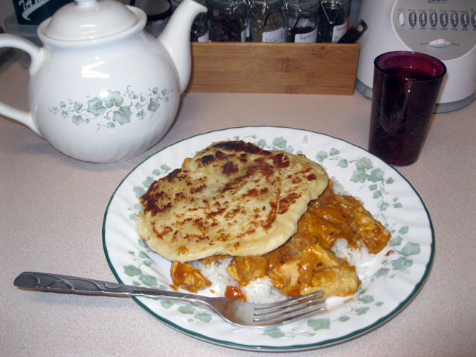 Naan with Chicken Tikka Masala and Moroccan tea